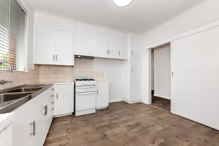 Second view of Homely apartment listing, 6/11 Parker Street, Ormond VIC 3204