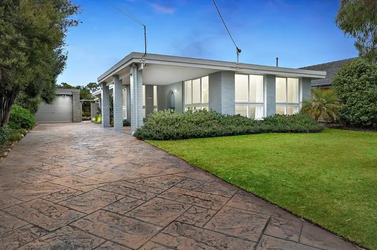 12 Braidwood Avenue, Rosebud VIC 3939