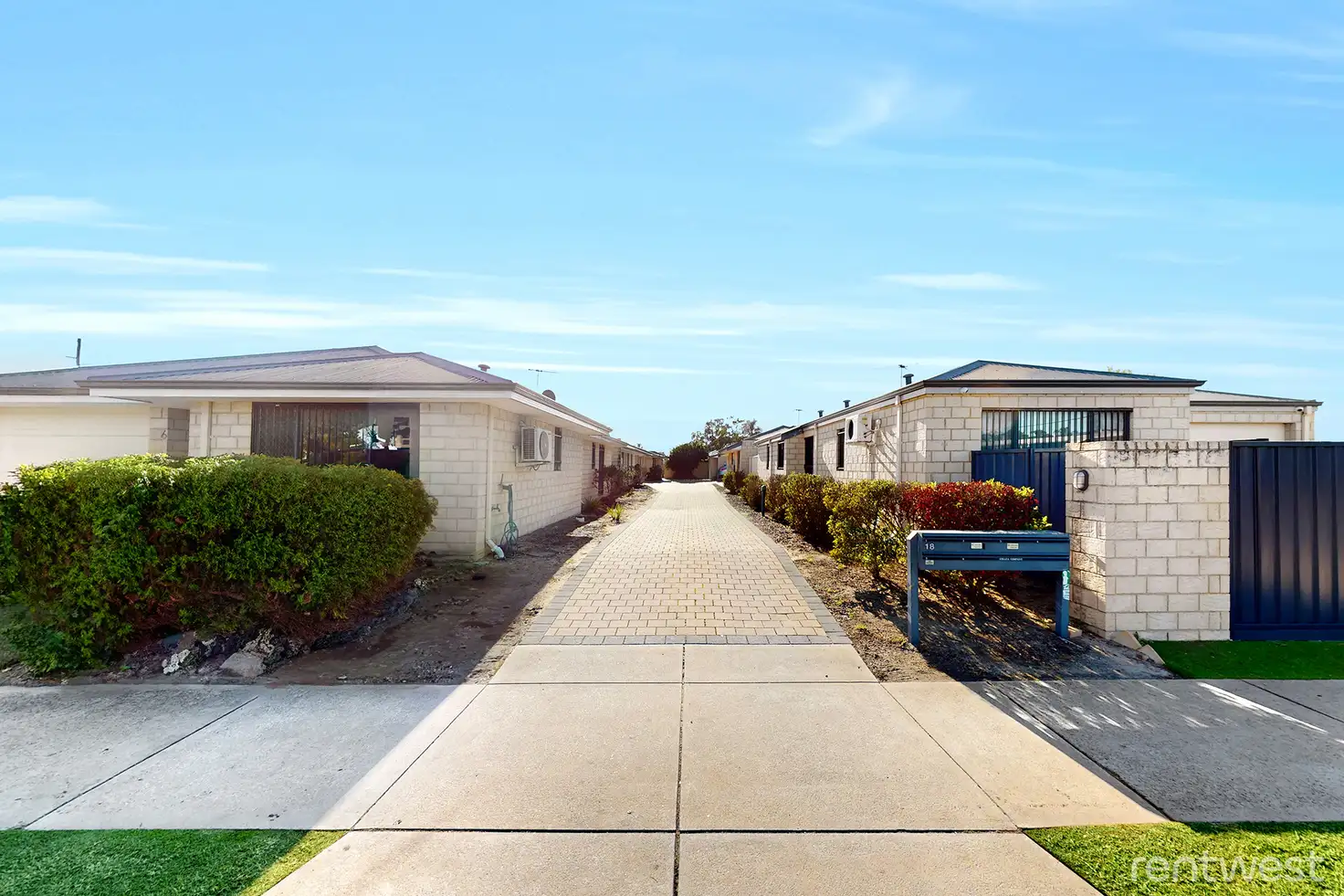 Main view of Homely unit listing, 2/18 Renou Street, Queens Park WA 6107