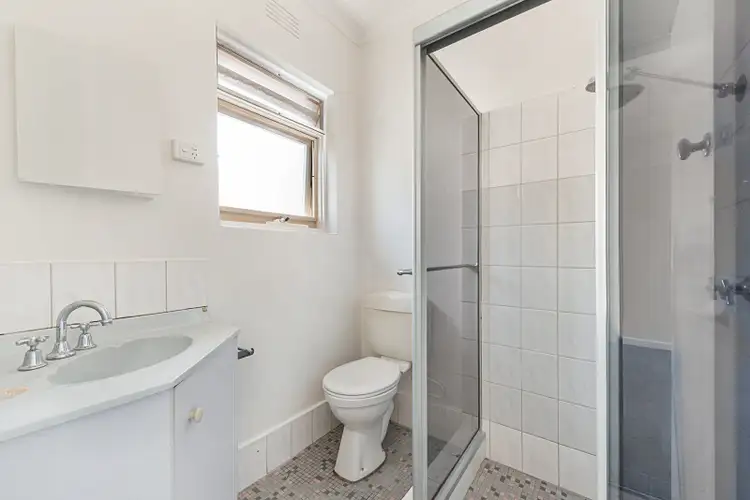 Fifth view of Homely unit listing, 16/4 Rosedale Avenue, Glen Huntly VIC 3163