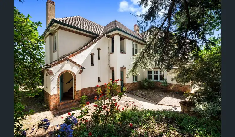 2/63 Wattle Valley Road, Canterbury VIC 3126