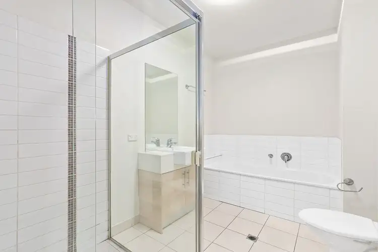 Third view of Homely apartment listing, 3/34 Beetham Parade, Rosanna VIC 3084