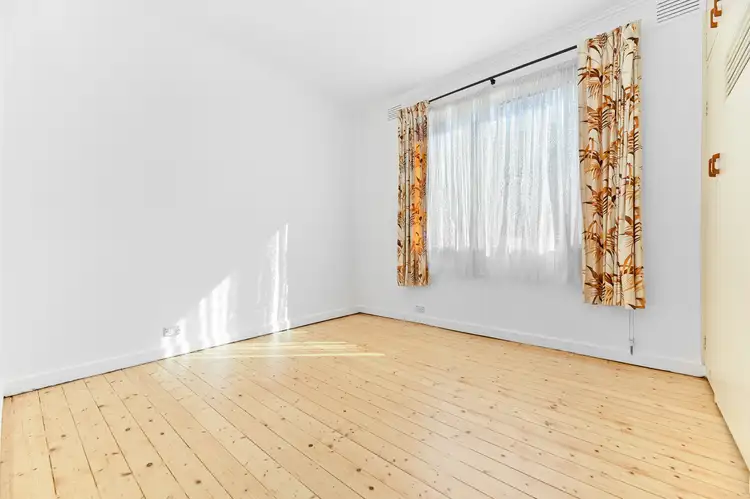 Fifth view of Homely house listing, 4 Harcourt Street, Ashwood VIC 3147