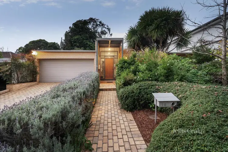 16 Hartlands Road, Ivanhoe East VIC 3079