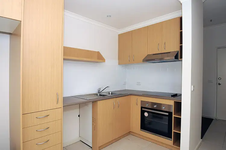 10/1 Eucalyptus Mews, Notting Hill VIC 3168