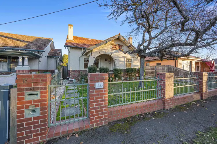 61 Victoria Avenue, Lake Wendouree VIC 3350