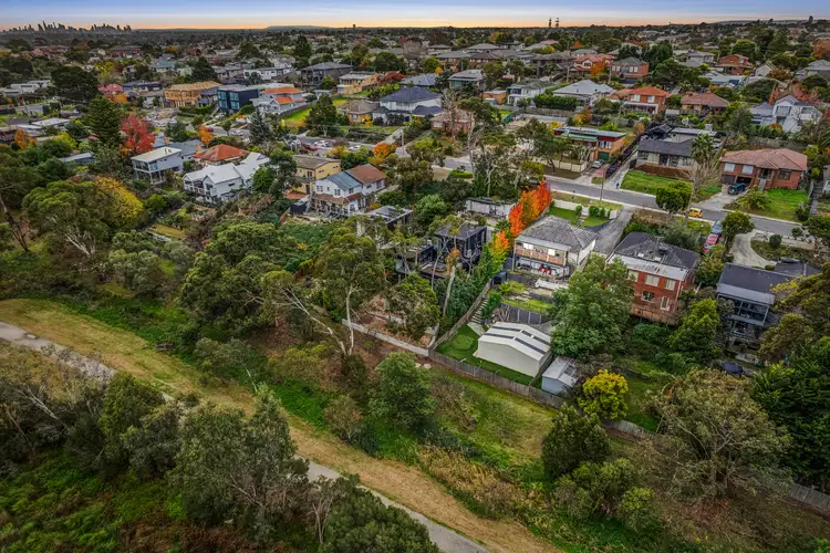30 Carrol Grove, Mount Waverley VIC 3149