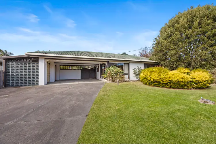 54 Long Street, Langwarrin VIC 3910