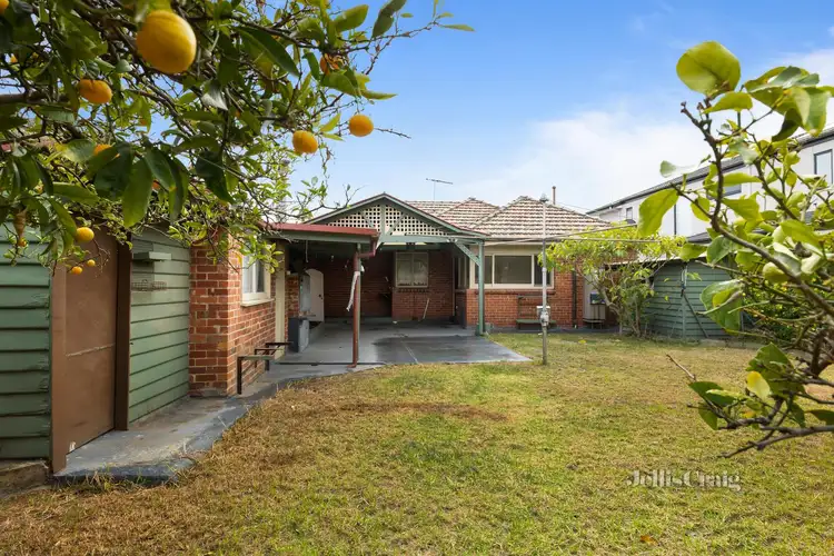 Second view of Homely house listing, 6 Lindsay Street, Bentleigh VIC 3204
