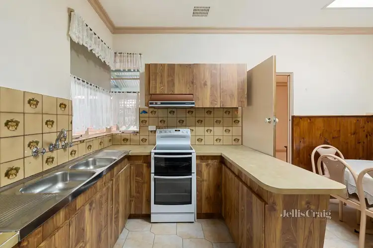 Fifth view of Homely house listing, 6 Lindsay Street, Bentleigh VIC 3204