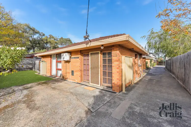 1/4 Batten Street, Glen Waverley VIC 3150