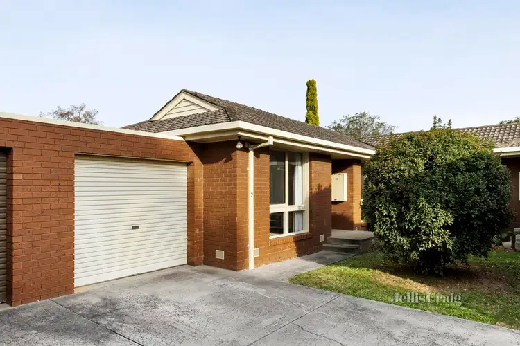 2/1 Carool Road, Carnegie VIC 3163