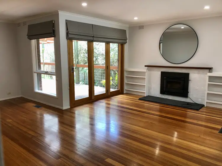 2 Pentlowe Avenue, Templestowe Lower VIC 3107
