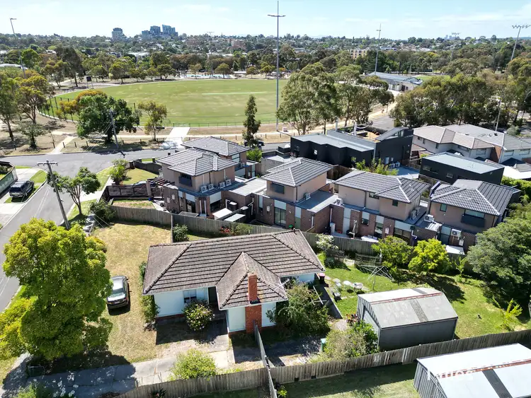 Fourth view of Homely house listing, 3 Carlyle Crescent, Bellfield VIC 3081