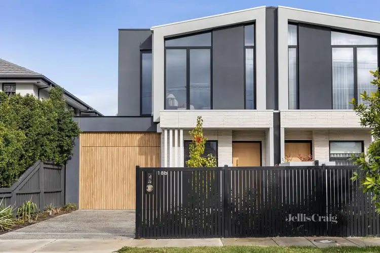 18b Edinburgh Street, Bentleigh East VIC 3165