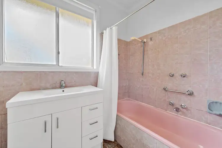 Fifth view of Homely house listing, 38 Slattery Place, Pakenham VIC 3810