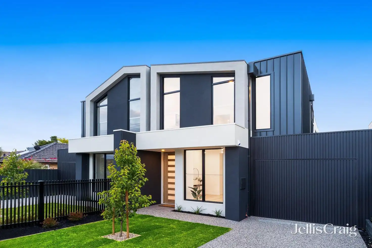 Main view of Homely townhouse listing, 4a Leonie Avenue, Bentleigh East VIC 3165