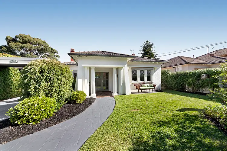 1 Beverley Street, Glen Huntly VIC 3163
