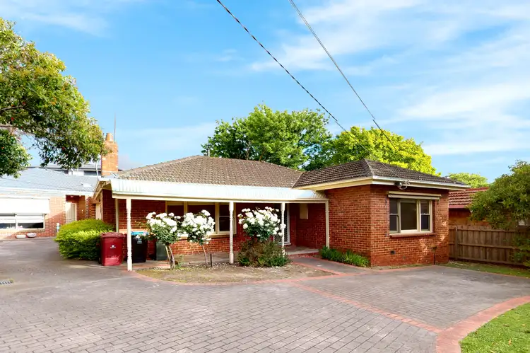 1/2 Anfield Court, Malvern East VIC 3145