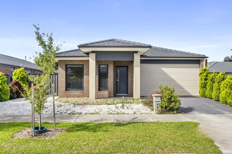 35 Terrene Terrace, Point Cook VIC 3030