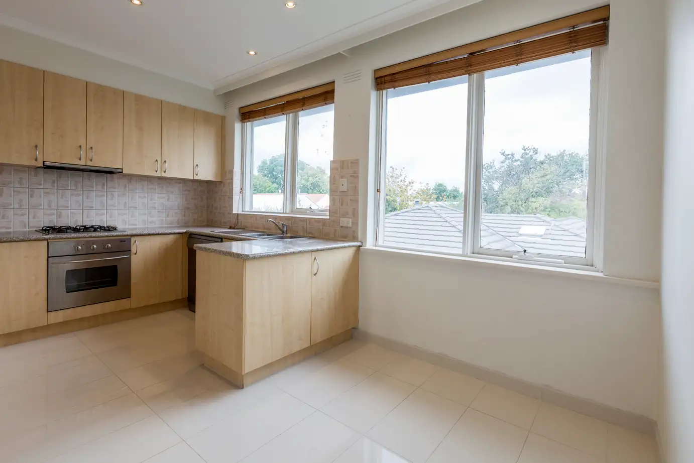 Main view of Homely apartment listing, 4/33 Hartington Street, Elsternwick VIC 3185