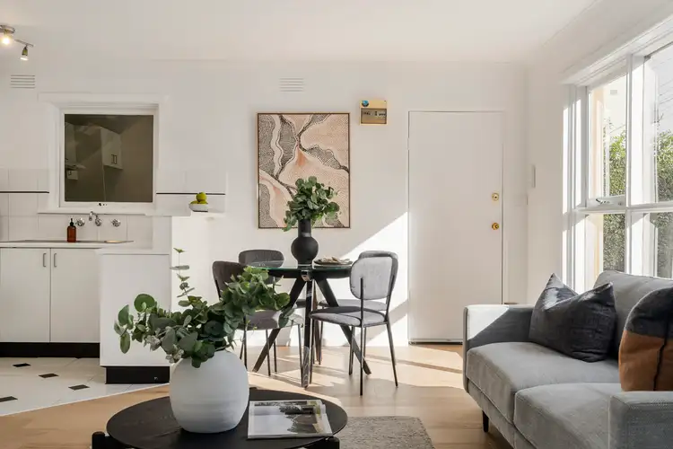 Fifth view of Homely apartment listing, 1/39 Byron Street, Elwood VIC 3184