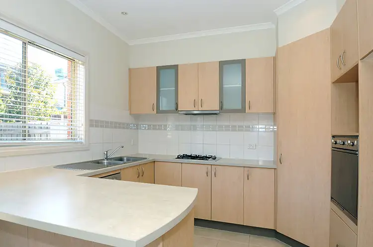 10 Houghton Drive, Ferntree Gully VIC 3156