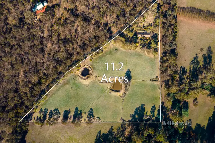2 Eagles Nest Road, Arthurs Creek VIC 3099