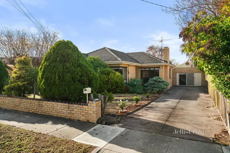 6 Bray Court, Bentleigh East VIC 3165