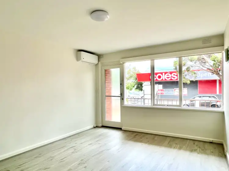 Second view of Homely apartment listing, 1/6 Vickery Street, Bentleigh VIC 3204