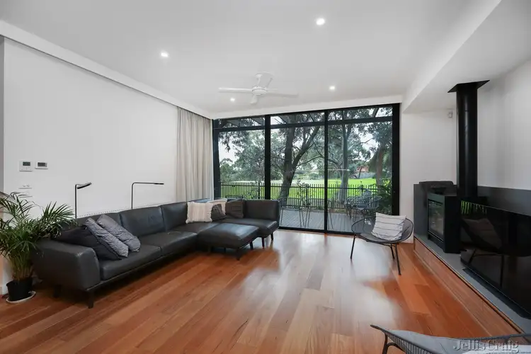 212 Beavers Road, Northcote VIC 3070