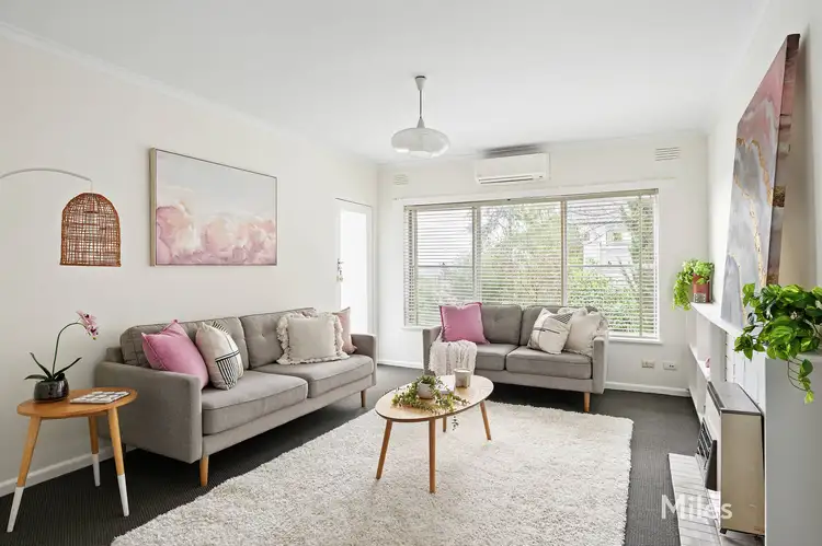 1/15 Carn Avenue, Ivanhoe VIC 3079