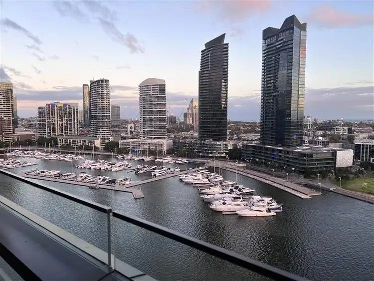 1305S/883 Collins Street, Docklands VIC 3008