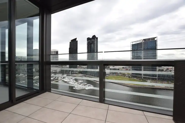 1305S/883 Collins Street, Docklands VIC 3008