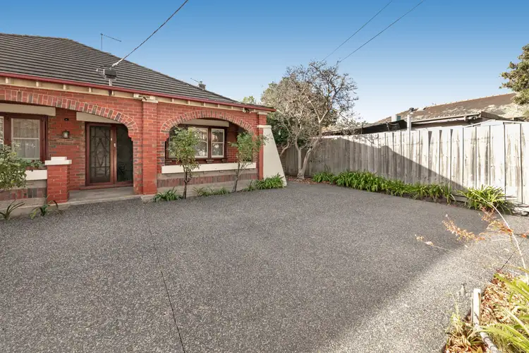 8A Etna Street, Glen Huntly VIC 3163