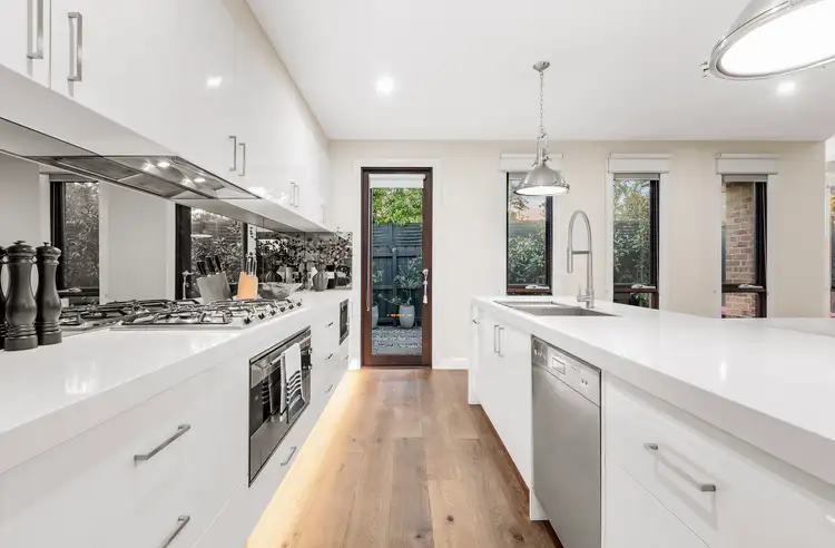 Fifth view of Homely townhouse listing, 2/11 Gardenview Court, Templestowe VIC 3106