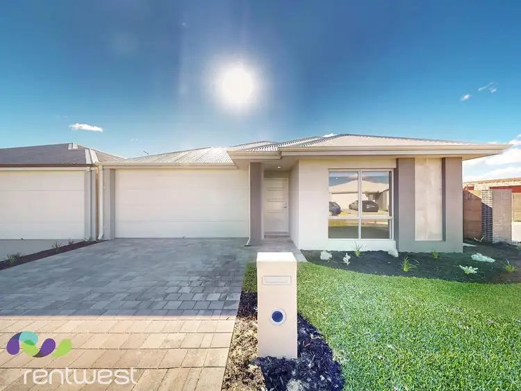 36 Arrowsmith Loop, South Guildford WA 6055