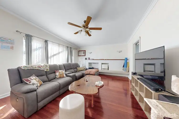 48 Lunar Way, Beckenham WA 6107