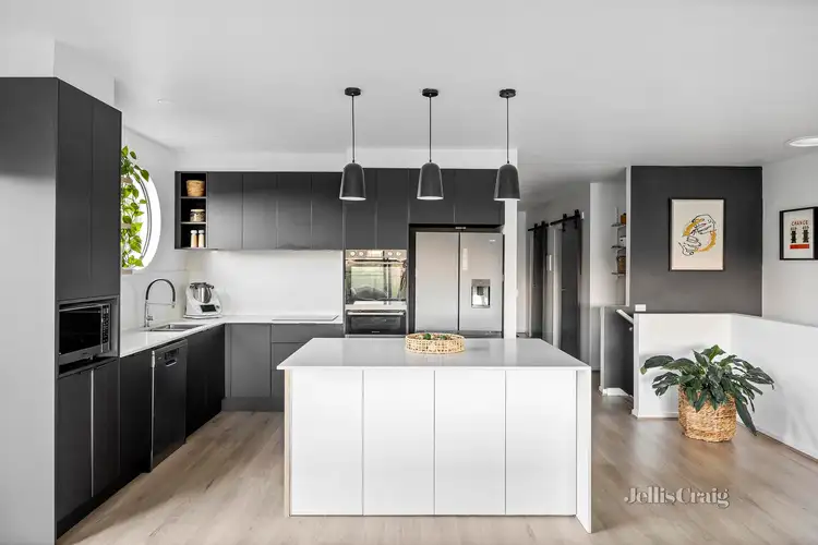10 Levien Lane, Footscray VIC 3011