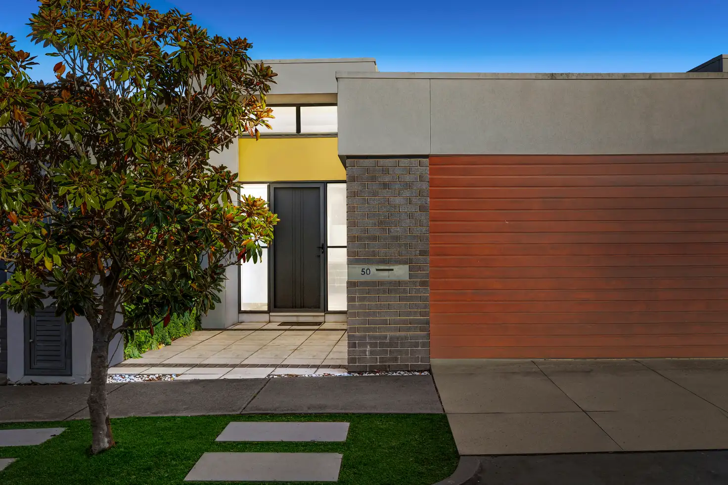 Main view of Homely townhouse listing, 50 Waverley Park Drive, Mulgrave VIC 3170