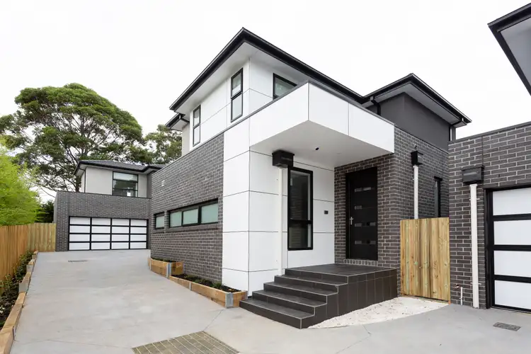2/18 Van Ness Avenue, Glen Iris VIC 3146