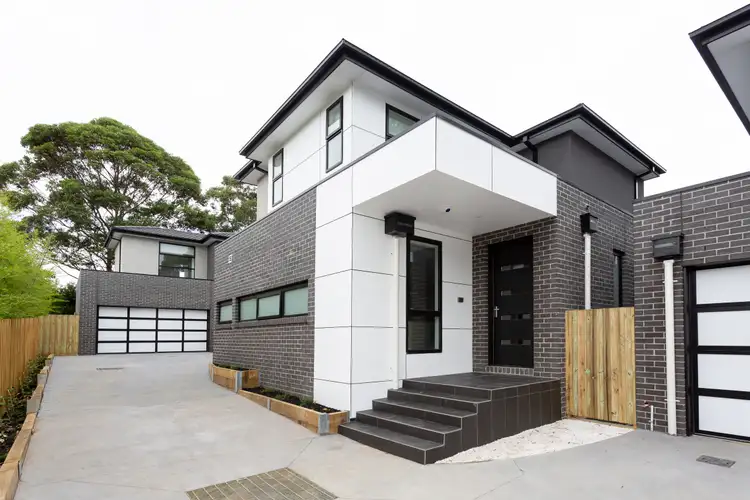 2/18 Van Ness Avenue, Glen Iris VIC 3146