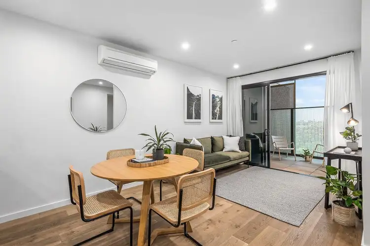 309/285 Neerim Road, Carnegie VIC 3163