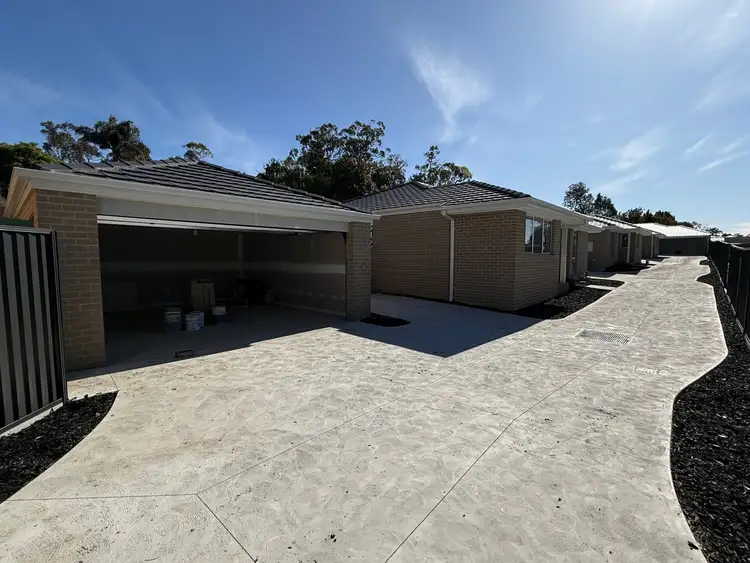 2, 3, 4 & 5/20 Garfield Road, Garfield VIC 3814