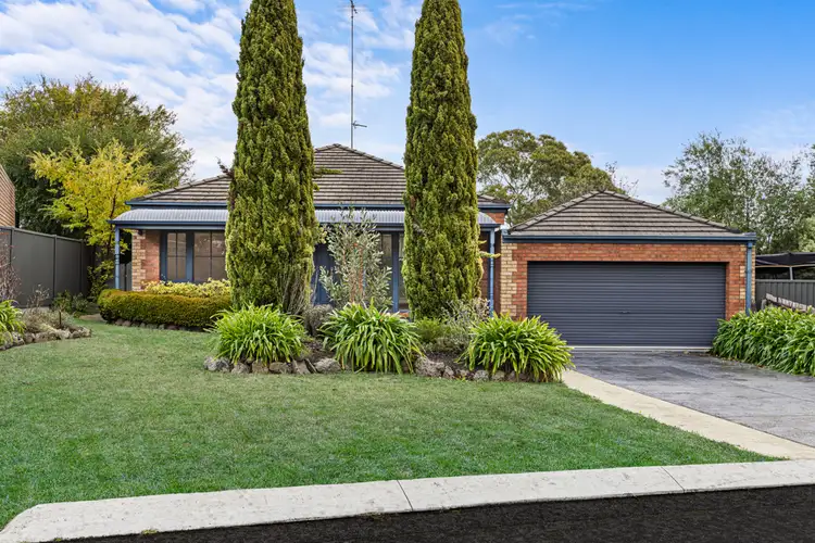 12 Hakea Court, Mount Helen VIC 3350
