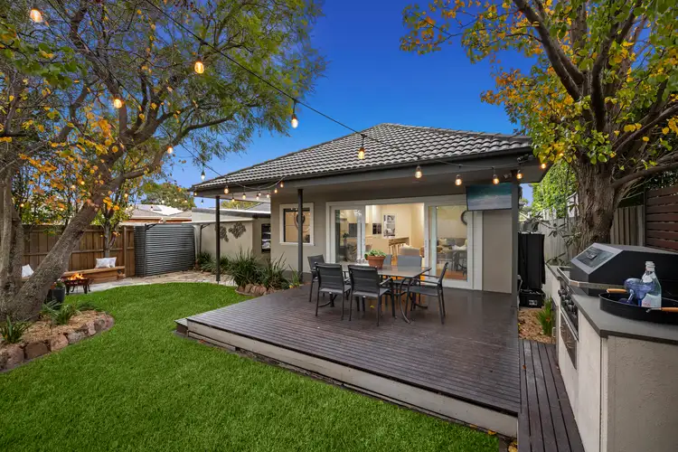 10 Ford Avenue, Oakleigh VIC 3166