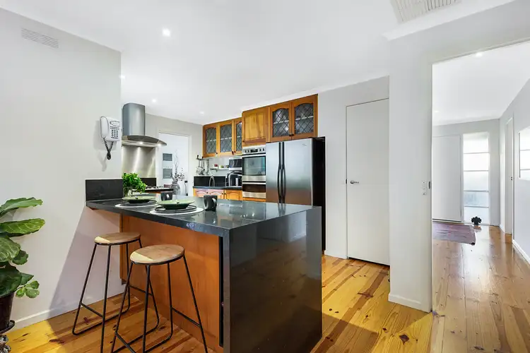 34 Shepherd Road, Glen Waverley VIC 3150