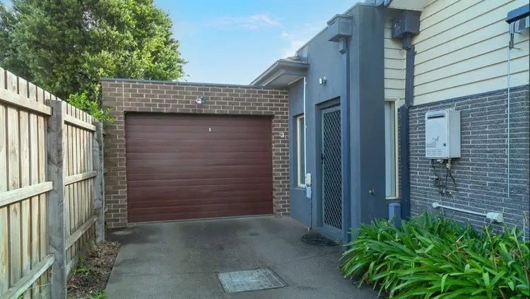 3/30 Thackeray Road, Reservoir VIC 3073