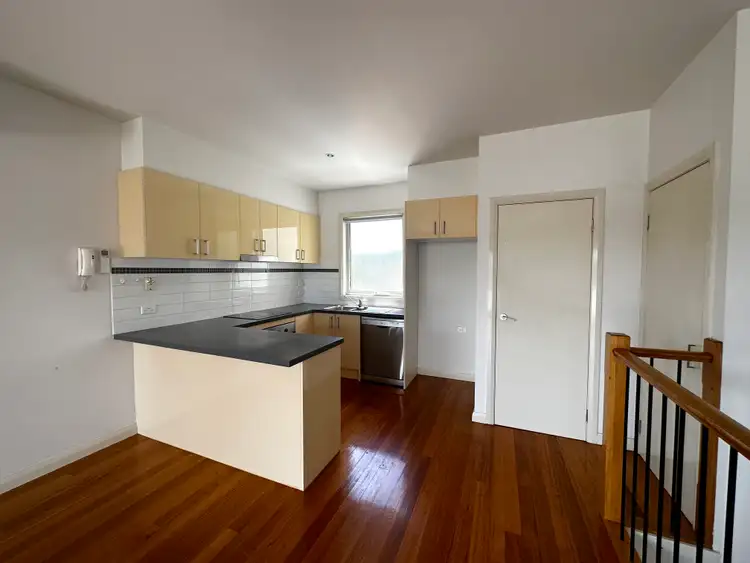 1/8 Station Road, Rosanna VIC 3084