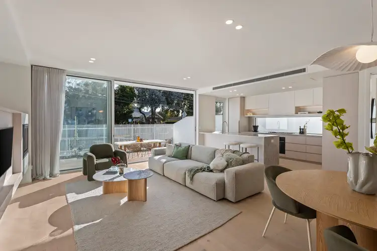 80 Orlando Street, Hampton VIC 3188